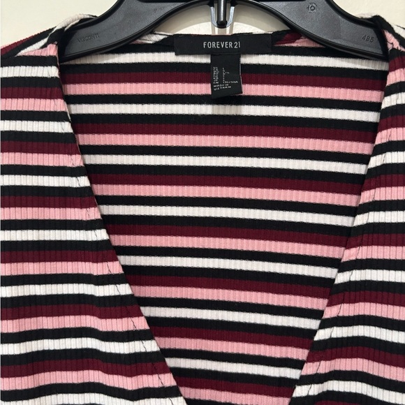 Forever 21 Striped Wrap Top size large - Picture 2 of 7